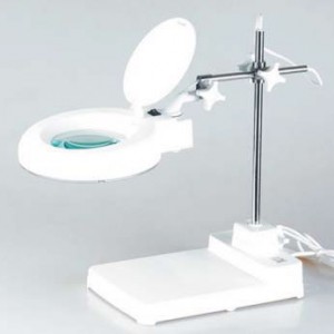 8606E Magnifying Lamp