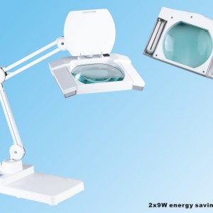 8609D Magnifying Lamp